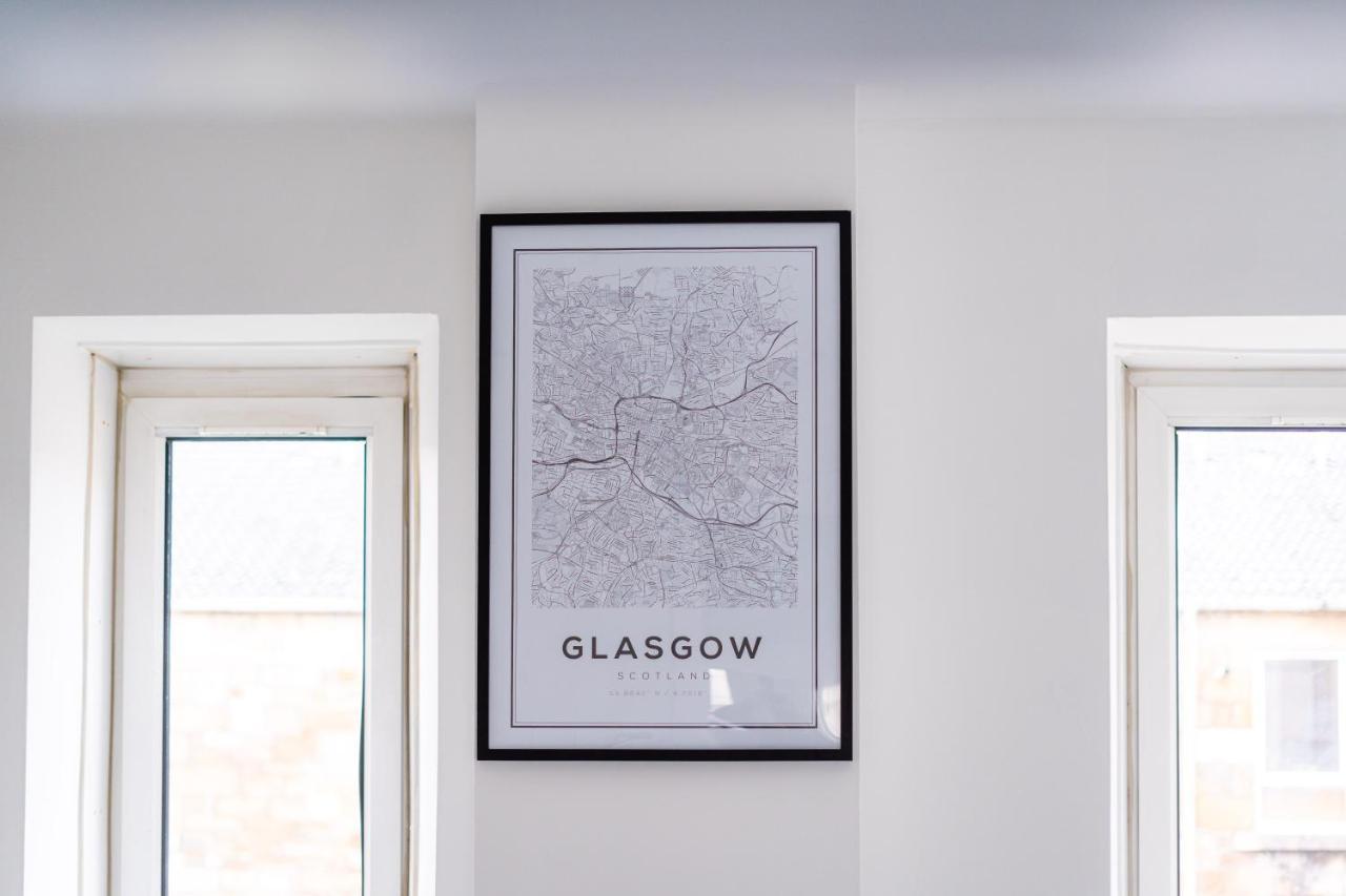Cheerful 2 Bedroom Homely Apartment, Sleeps 6 Guest Comfy, 3X Double Bed, Parking, Free Wifi, Suitable For Business, Leisure Guest,Glasgow, Glasgow West End, Near City Centre 외부 사진