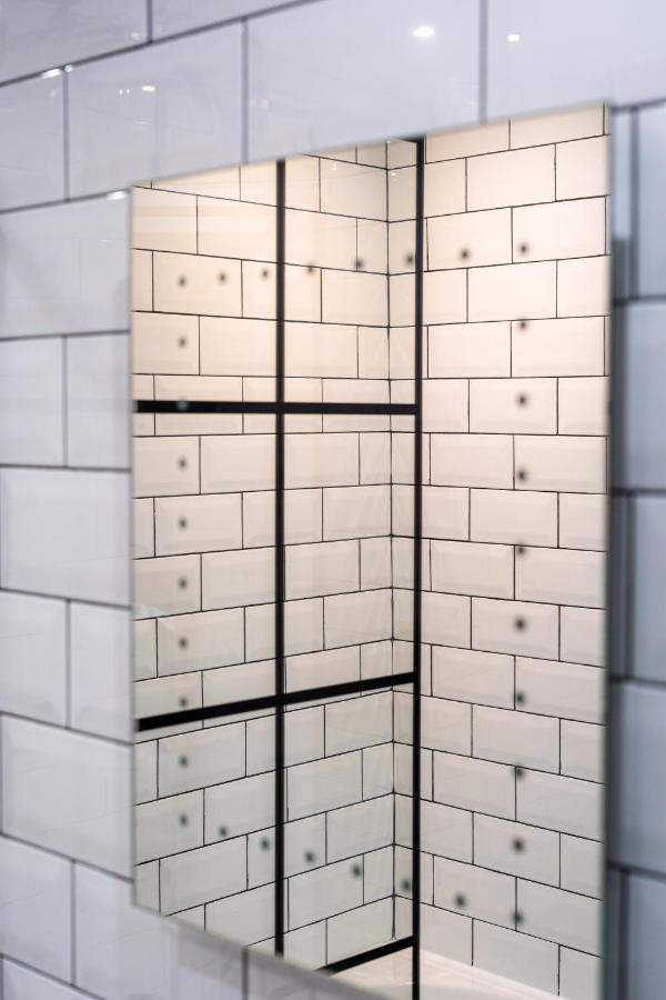 Cheerful 2 Bedroom Homely Apartment, Sleeps 6 Guest Comfy, 3X Double Bed, Parking, Free Wifi, Suitable For Business, Leisure Guest,Glasgow, Glasgow West End, Near City Centre 외부 사진